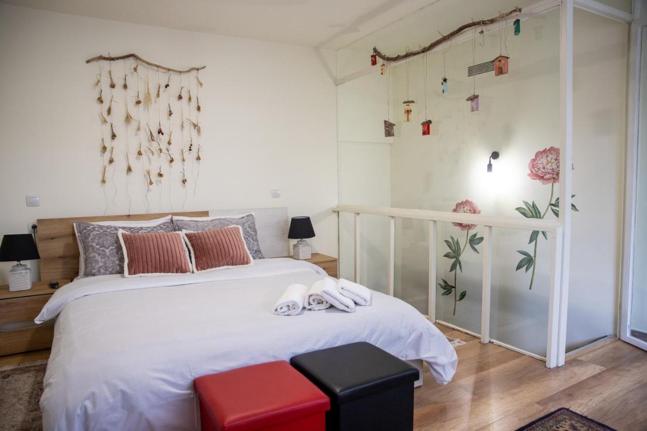 Maison D' Alice 1 *